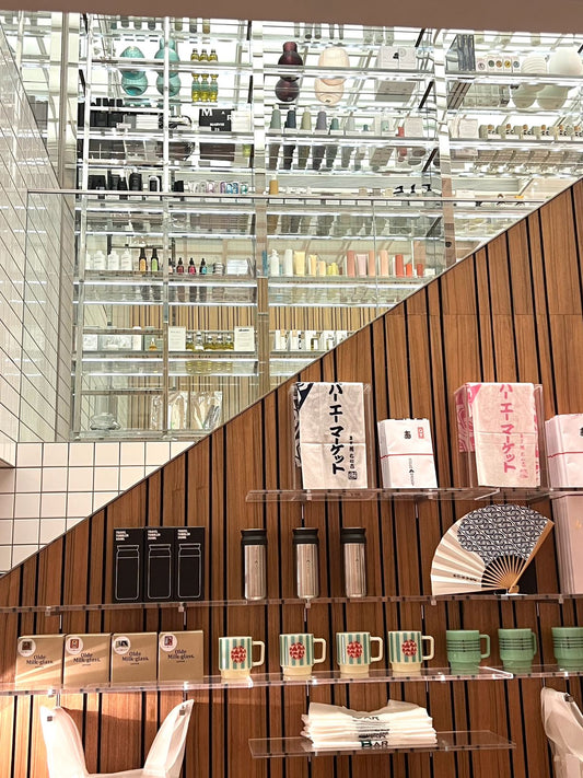 POPPY'S TOKYO SHOPPING GUIDE