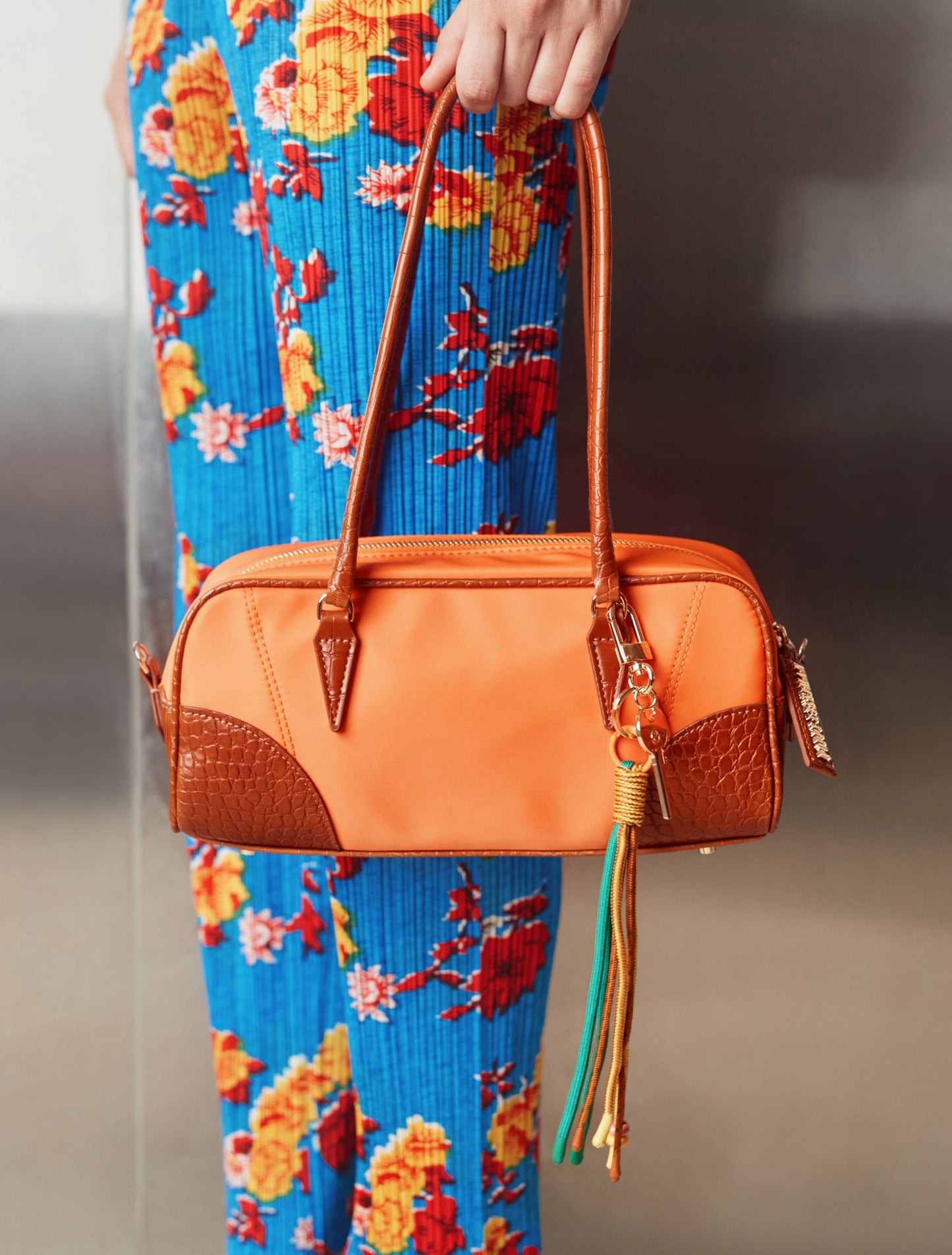 Brisk Barrel Bag - Orange / Tan